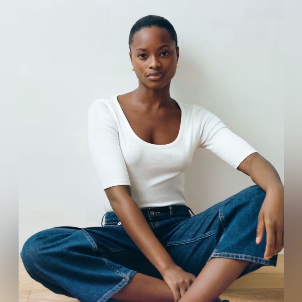 Everlane Scoop Neck Tee